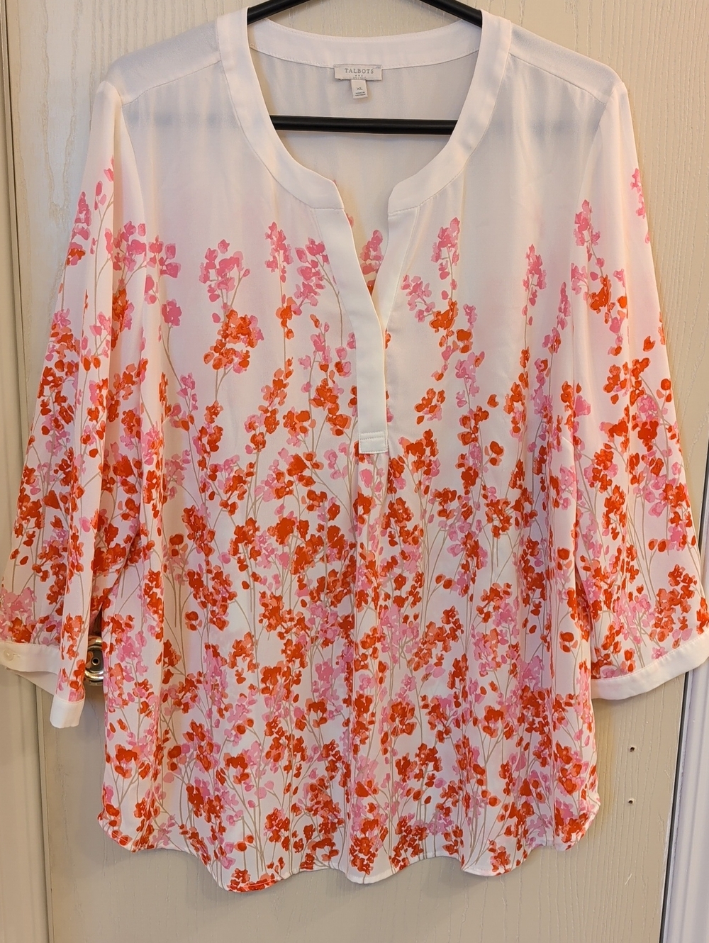 Talbots White Floral Blouse XL Pink Red Print 3/4 Sleeve Flowy Lightweight Top